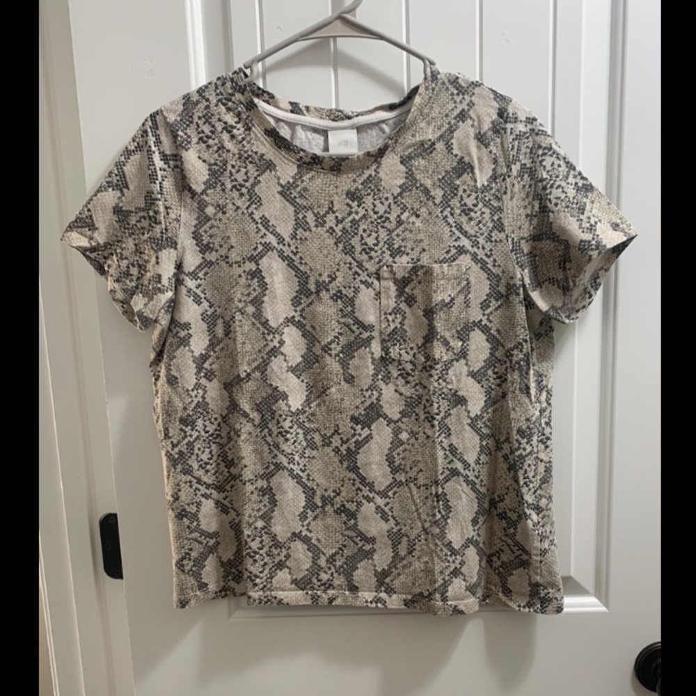 H&M Snake Print T-Shirt - Picture 1 of 3
